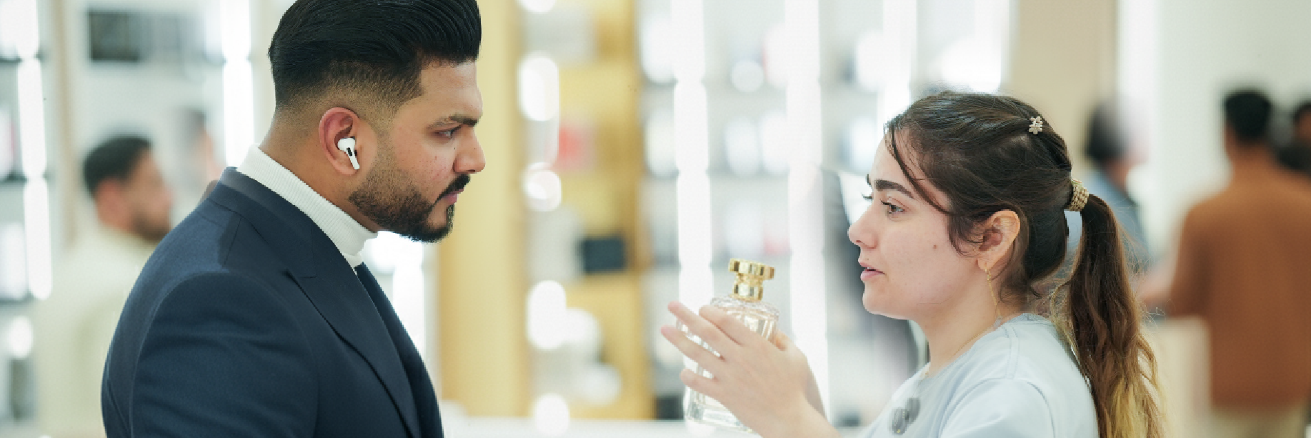 Where to Find Authentic Luxury Perfumes in Dubai— The Ultimate Guide